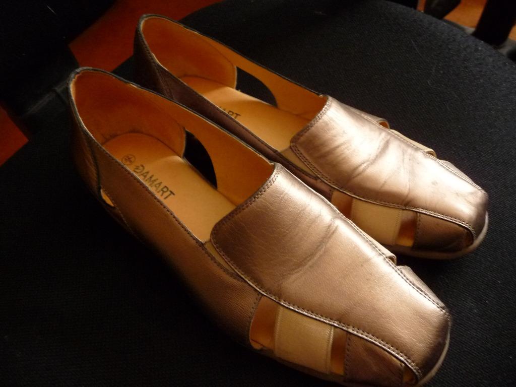chaussures femme damart 41-42 quasi neuve, Overige typen, Ophalen of Verzenden, Zo goed als nieuw, Damart