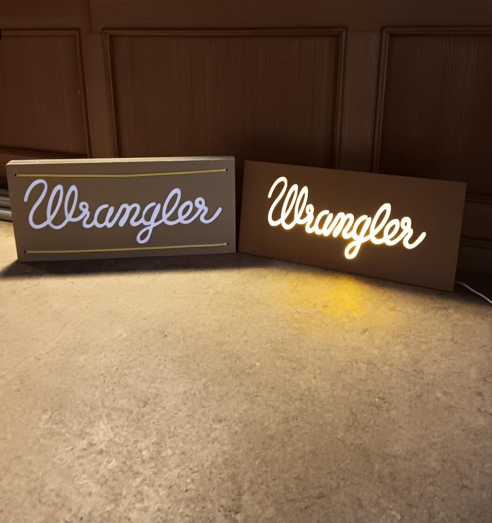 Lichtbak Wrangler en reclamepaneel Wrangler, Ophalen
