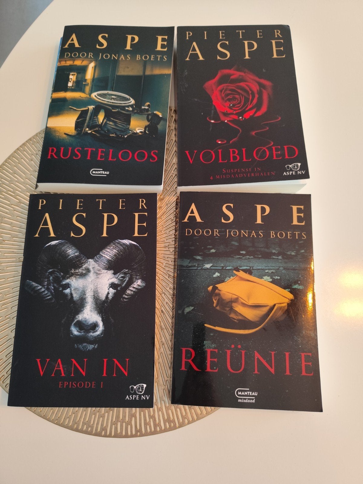 4 boeken Pieter Aspe, Boeken, Ophalen