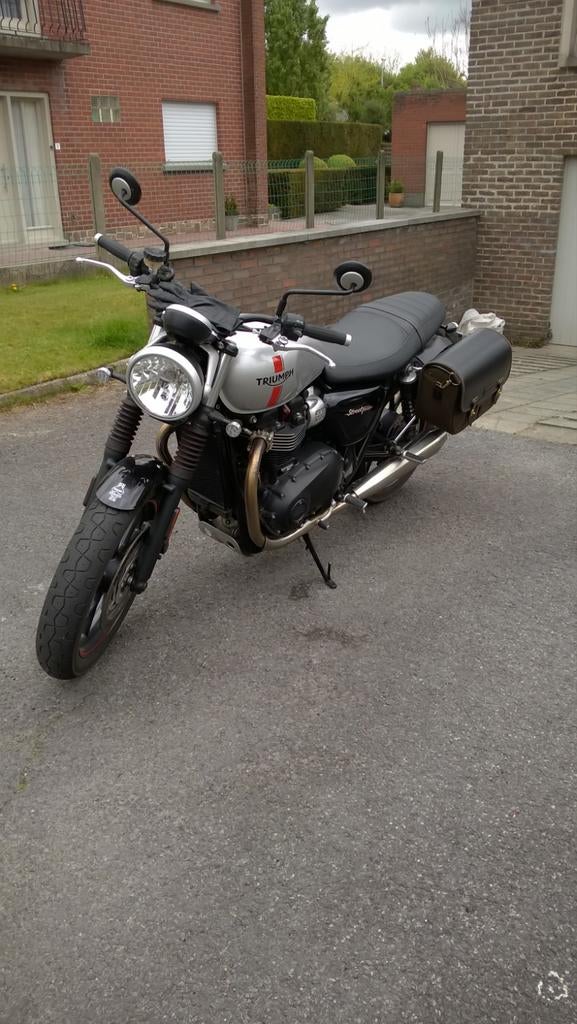 Triumph Street Twin 900 (8.245 km), Motoren, 2 cilinders, Motorrijbewijs A, 900 cc, Meer dan 35 kW