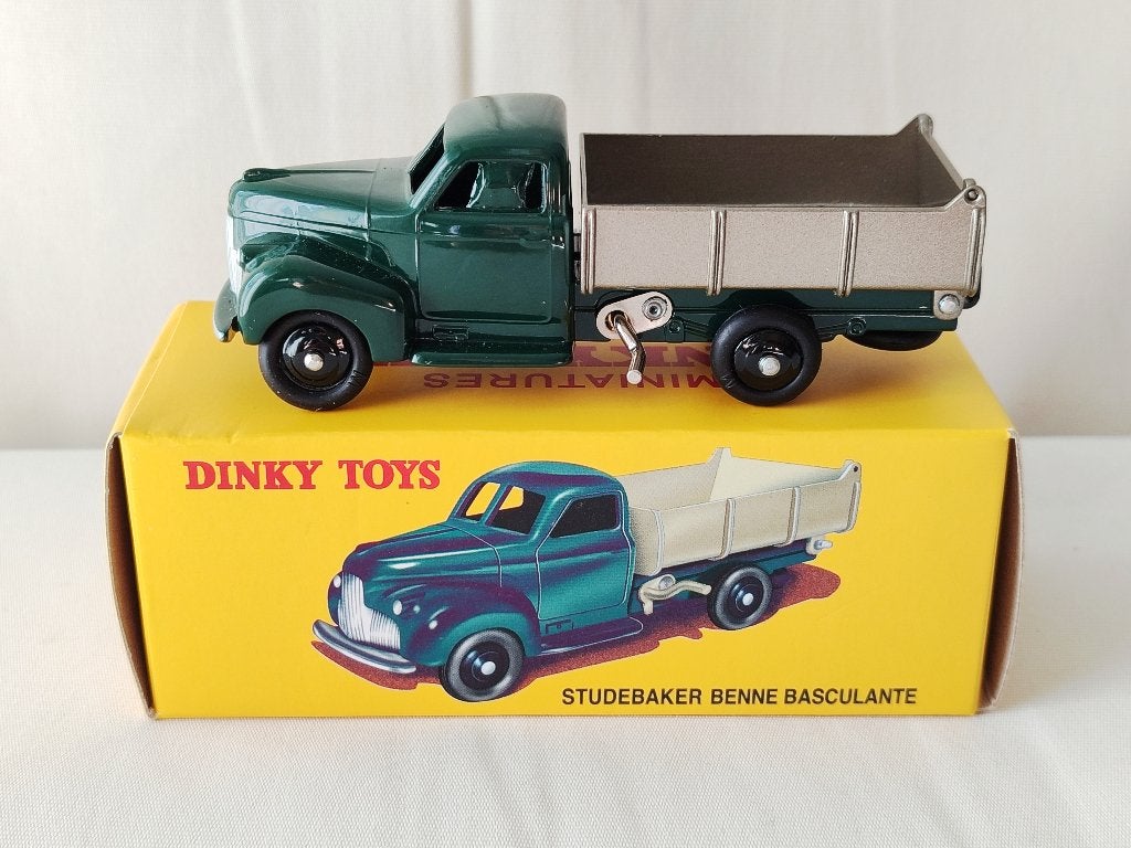 Dinky Atlas _ Studebaker Benne basculante _ ref. 25M, Enlèvement ou Envoi, Comme neuf, Bus ou Camion, Dinky Toys