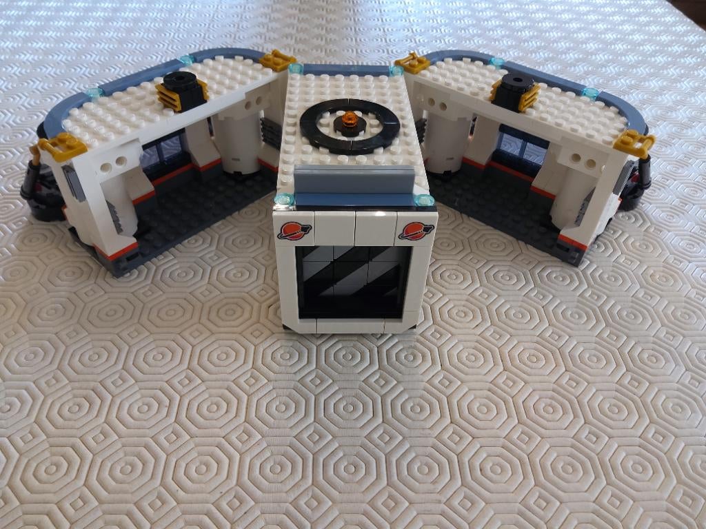 LEGO CITY RUIMTEBASIS, Ophalen, Zo goed als nieuw, Lego