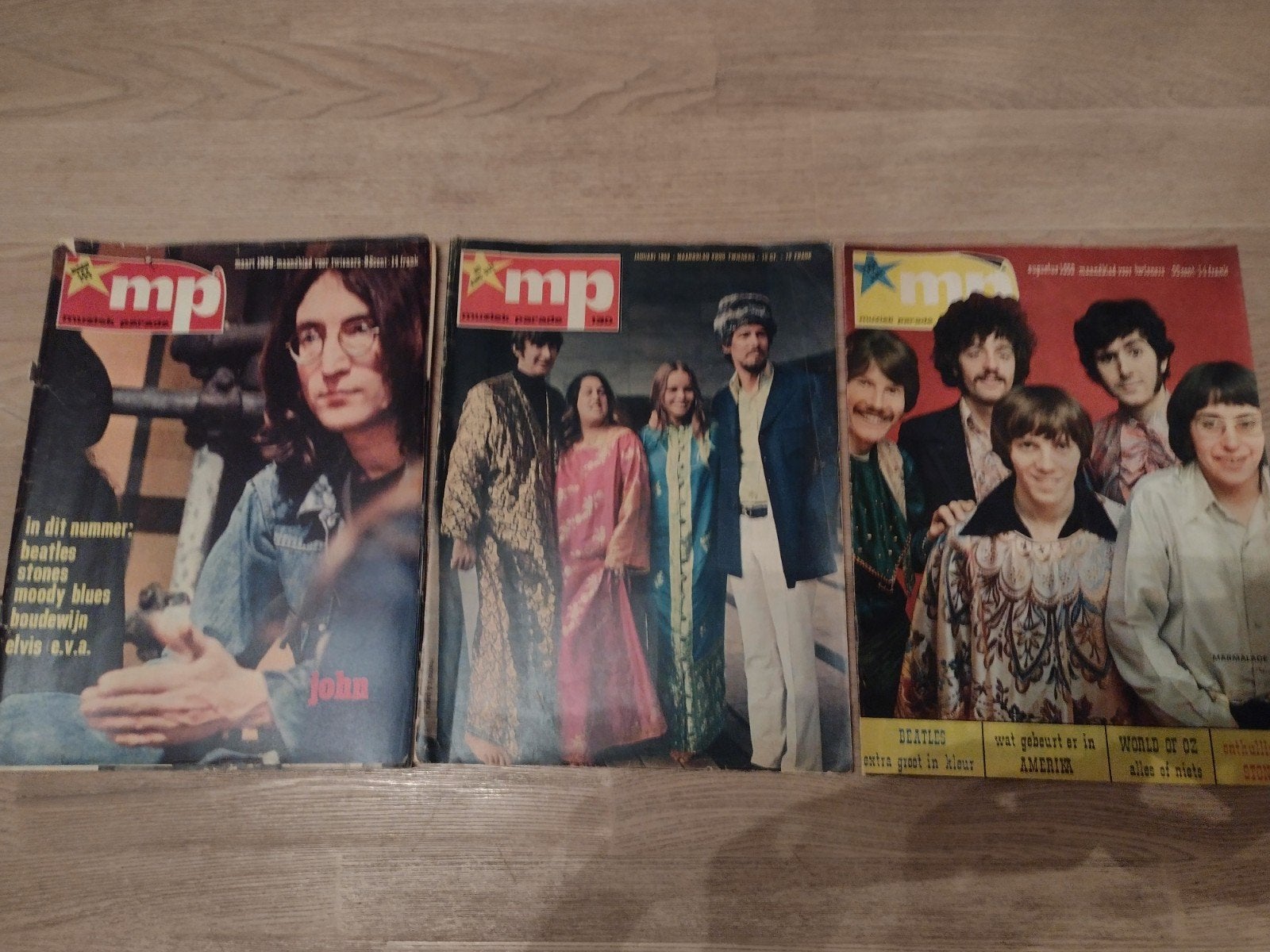 LOT: 3 MUZIEK PARADE MAGAZINE 1968-69 ROLLING STONES-BEATLES, Collections, Enlèvement ou Envoi, 1960 à 1980, Journal ou Magazine