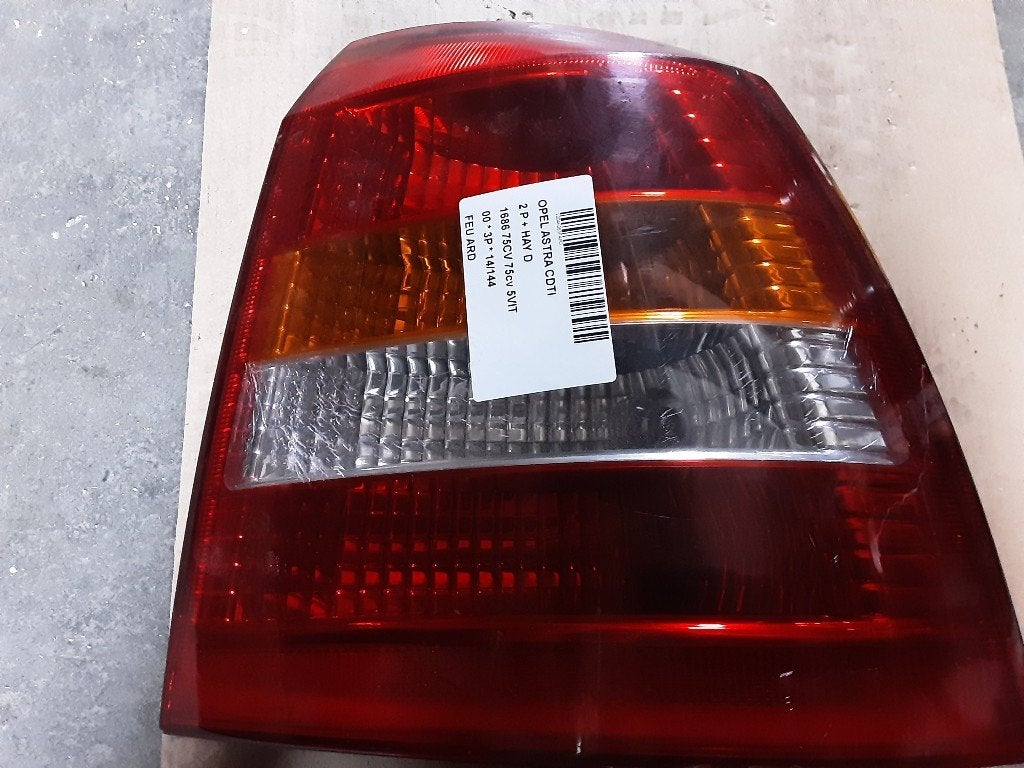 FEU ARRIÈRE DROIT Opel Astra G (F08 / 48) (01-1998/12-2009), Autos : Pièces & Accessoires, Éclairage, Opel, Utilisé