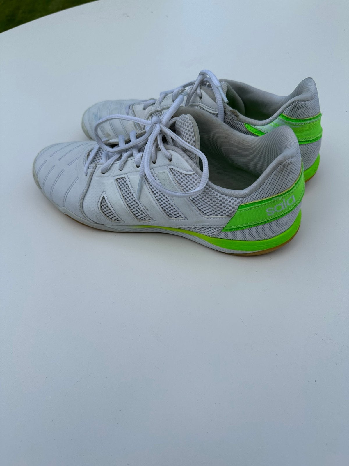 CHAUSSURES DE FOOTBALL EN SALLE ADIDAS TAILLE 44 2/3, Enlèvement ou Envoi, Porté