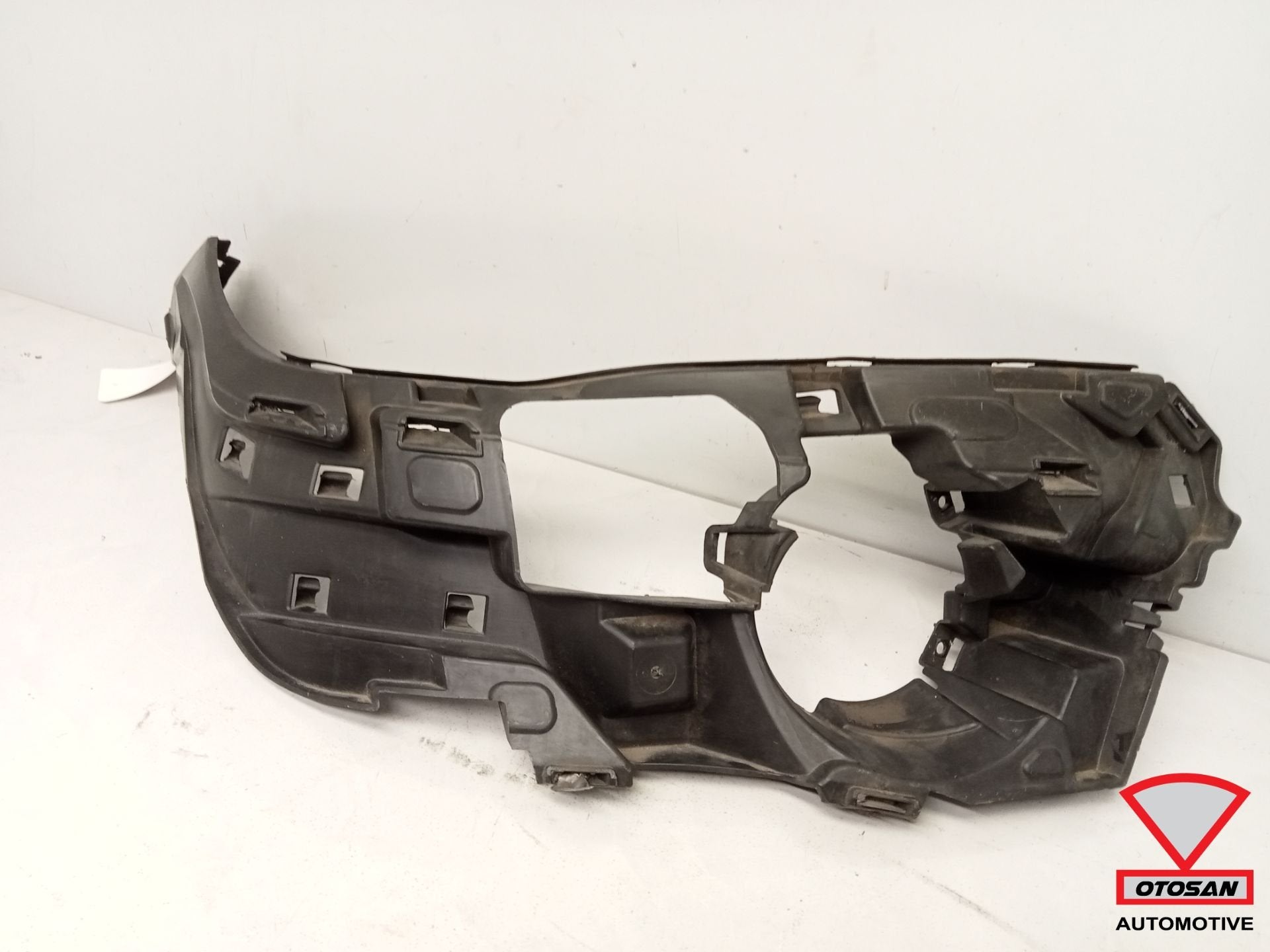 BMW X5 F15 2013-2018 Voorbumper 51118054018 Origineel Rechts, Petuelring 130
80788  Munich, DE, Gebruikt, Info@bmw.de, Bumper