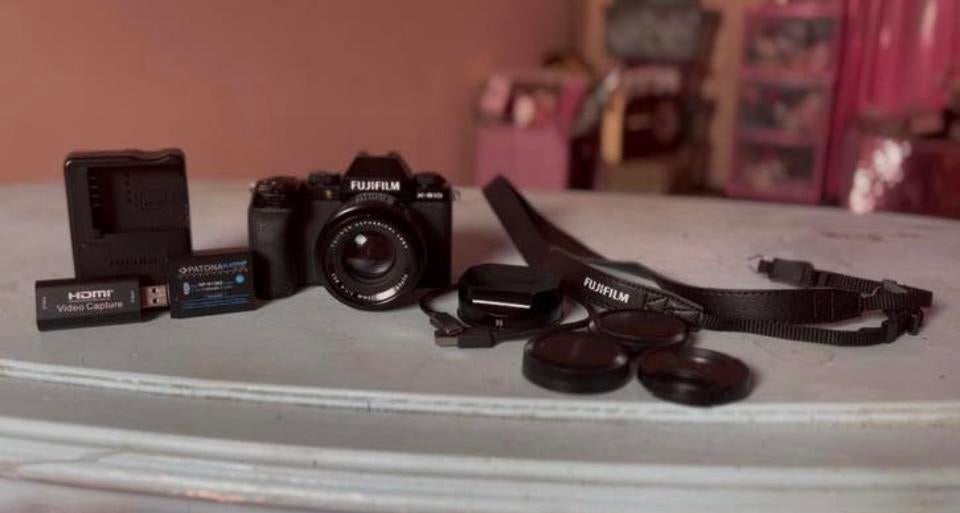 Fujifilm X-S10 Camera + 35mm f/1.4 Lens + Accessoires, Audio, Tv en Foto, Fotocamera's Digitaal, Ophalen of Verzenden