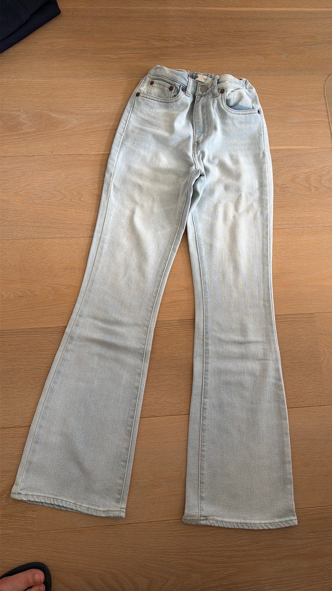 Jeans Flare, Enfants & Bébés, Vêtements enfant | Taille 152, Enlèvement ou Envoi, Comme neuf, Fille, Pantalon