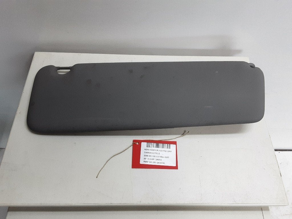 ZONNEKLEP LINKS Renault Master III (FV) (01-2010/12-2025), Gebruikt, Renault, Peter-Huppertz-Straße 5
51063  Köln, DE, Dialog.deutschland@renault.de