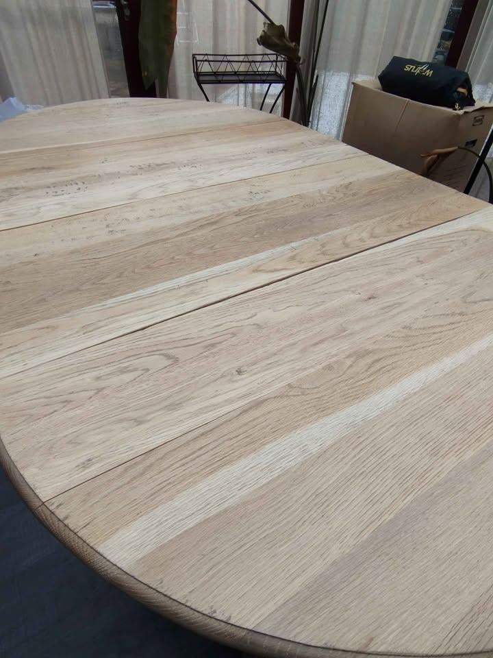 Table de salle à manger en chêne massif, Maison & Meubles, Enlèvement, Comme neuf