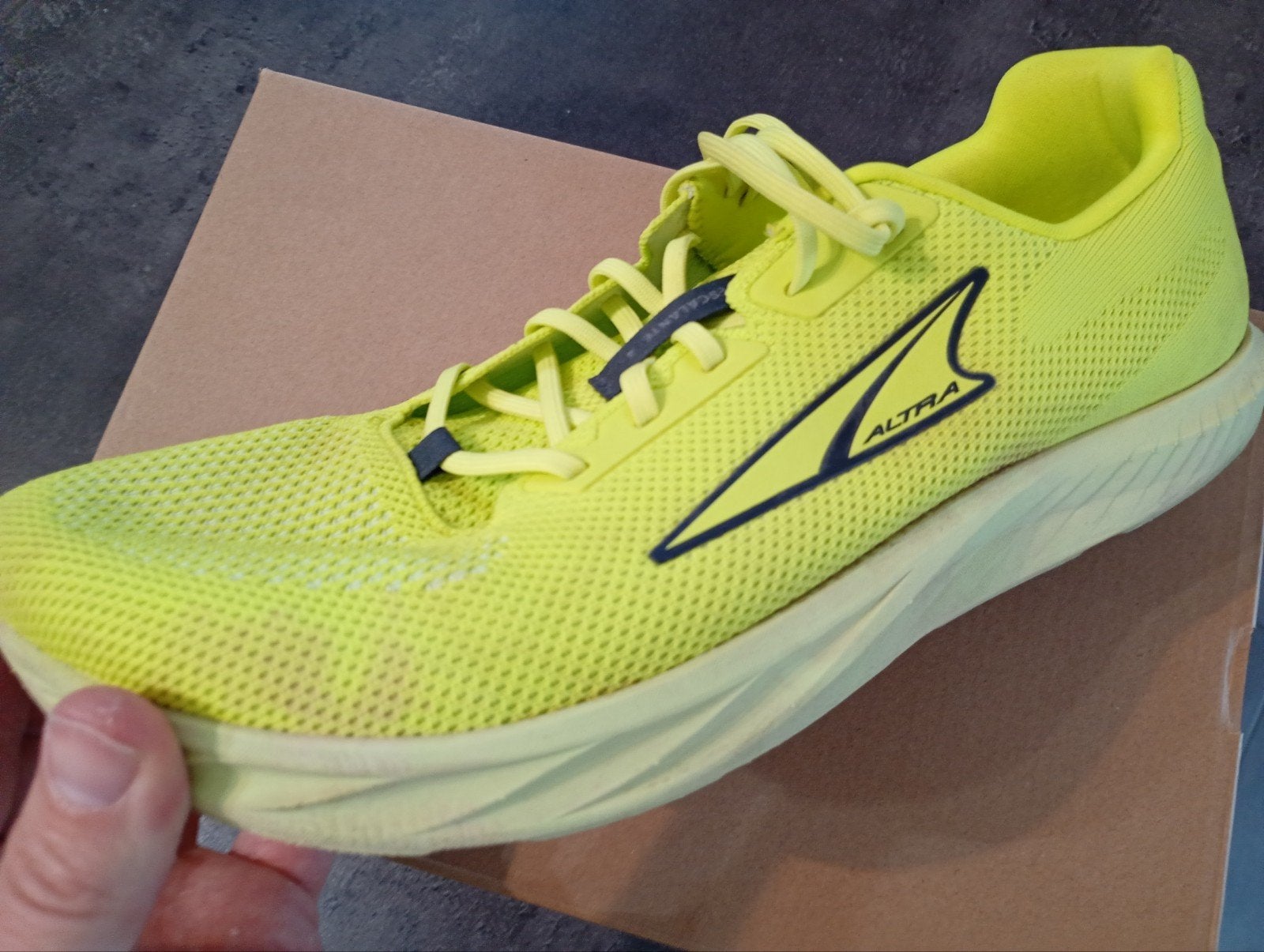 Altra Escalante 4, Sports & Fitness, Autres marques, Course à pied, Chaussures de course à pied, Comme neuf