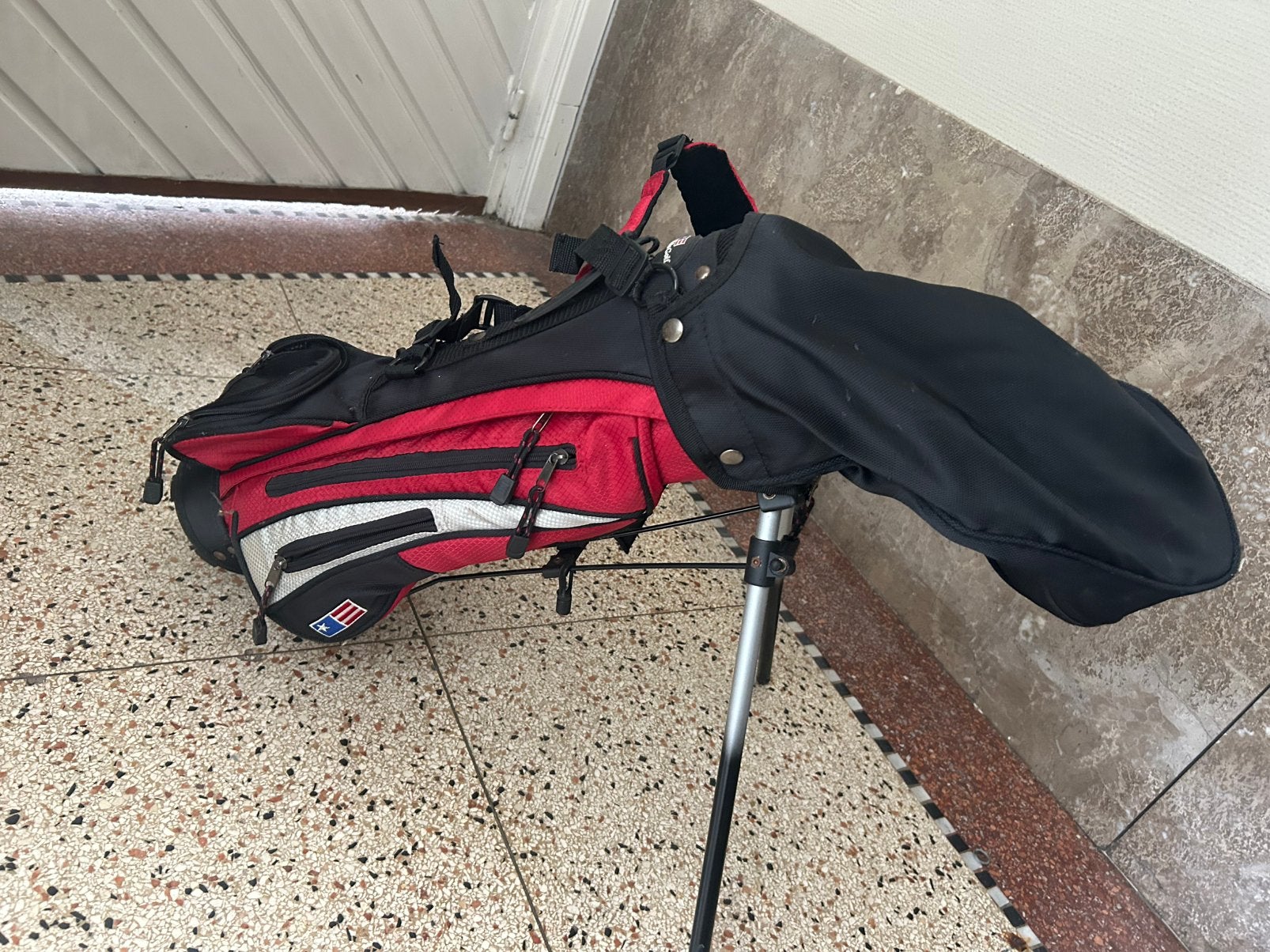 sac et club de golf enfant 12 ans, Sports & Fitness, Enlèvement ou Envoi, Comme neuf, Club
