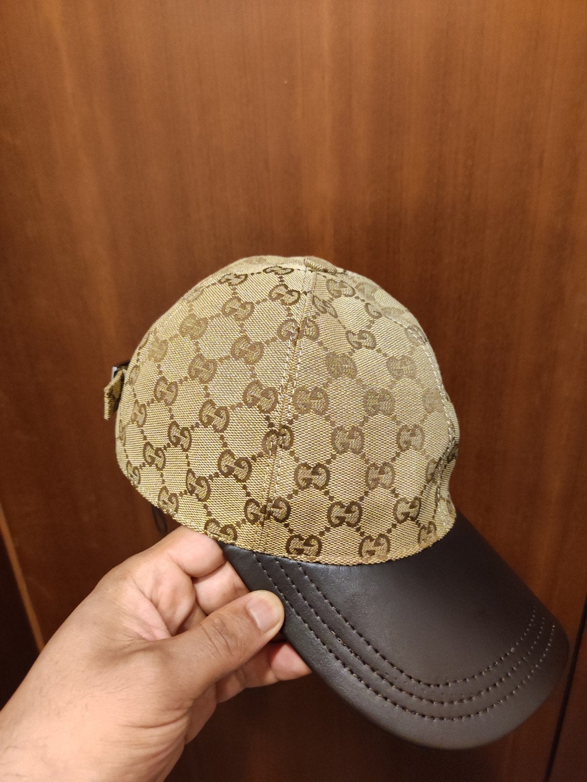 Casquette Gucci visière Noir / brune, Vêtements | Hommes, Chapeaux & Casquettes, Enlèvement ou Envoi, Casquette