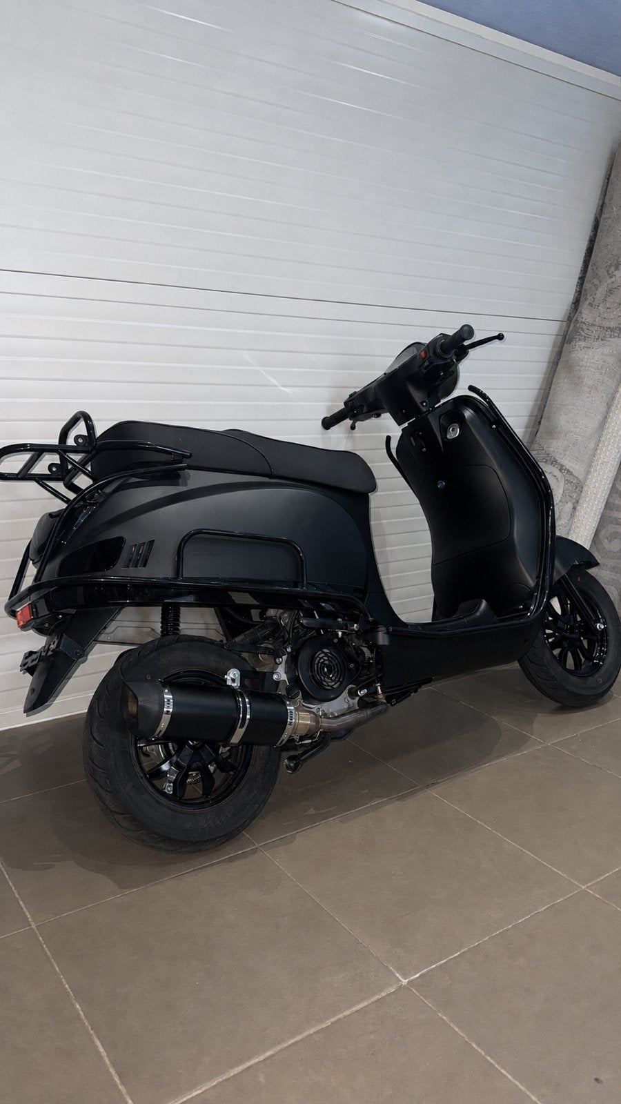 Toscana gts 2025, Enlèvement, Comme neuf