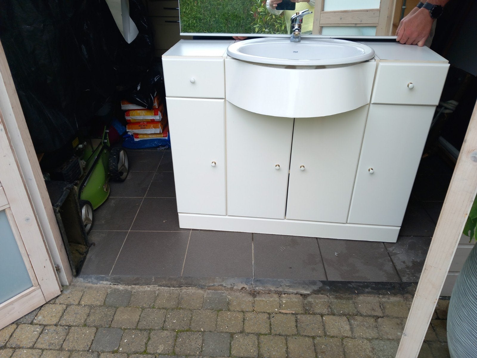 Badkamer meubel kompleet, Enlèvement