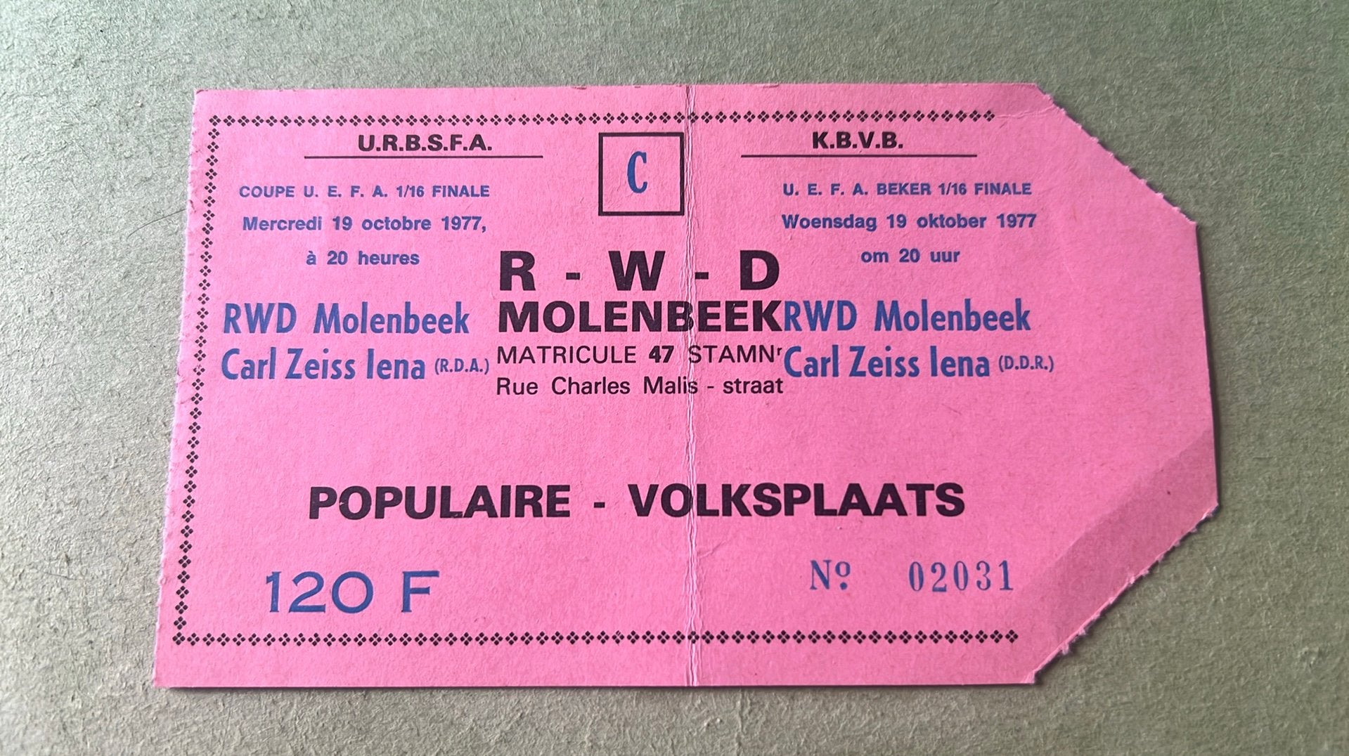 Ancien ticket coupe UEFA 1977 RWDM - Carl Zeiss Iena, Collections, Envoi, Utilisé, Maillot