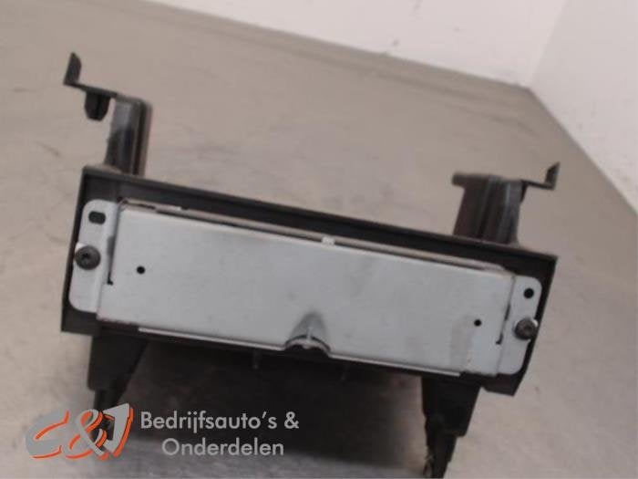 Module radio d'un Opel Vivaro, -, Opel, 3 mois de garantie, Utilisé