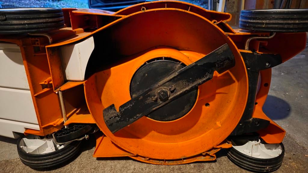 Tondeuse électrique stihl, Ophalen