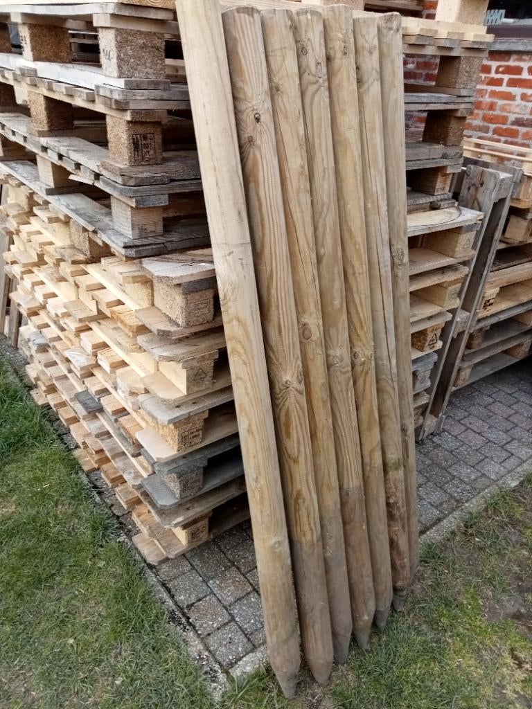 Houten tuinpalen,palen,weidepalen, Enlèvement, Comme neuf, Poteaux