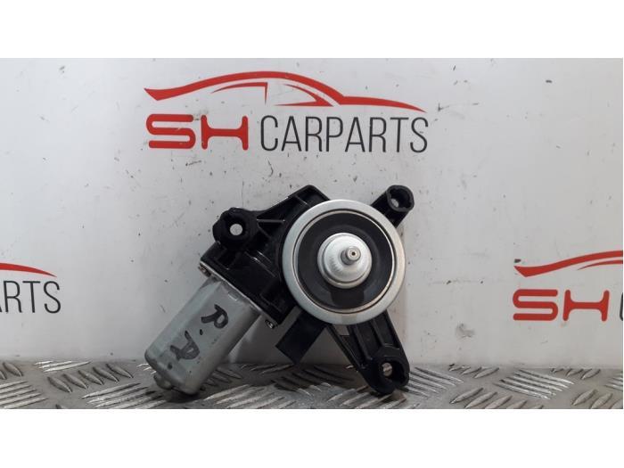Moteur de vitre portière d'un Mercedes A-Klasse, 3 mois de garantie, Utilisé, -, -