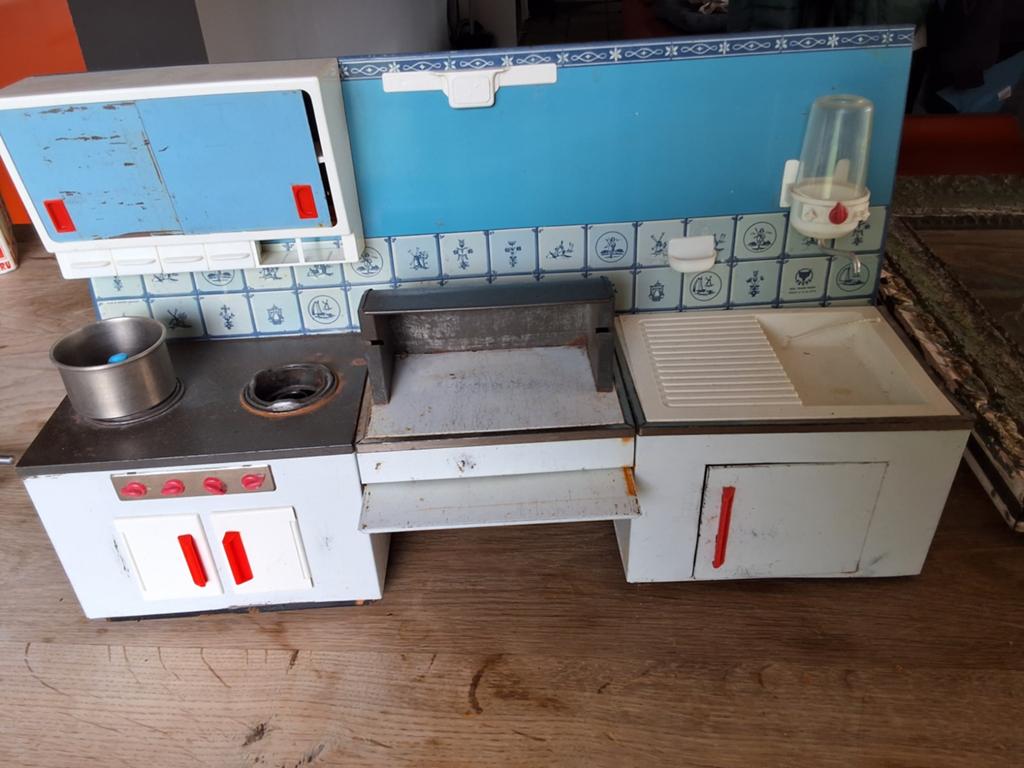 Cuisine enfants vintage année 60 probablement Atmega, Enlèvement