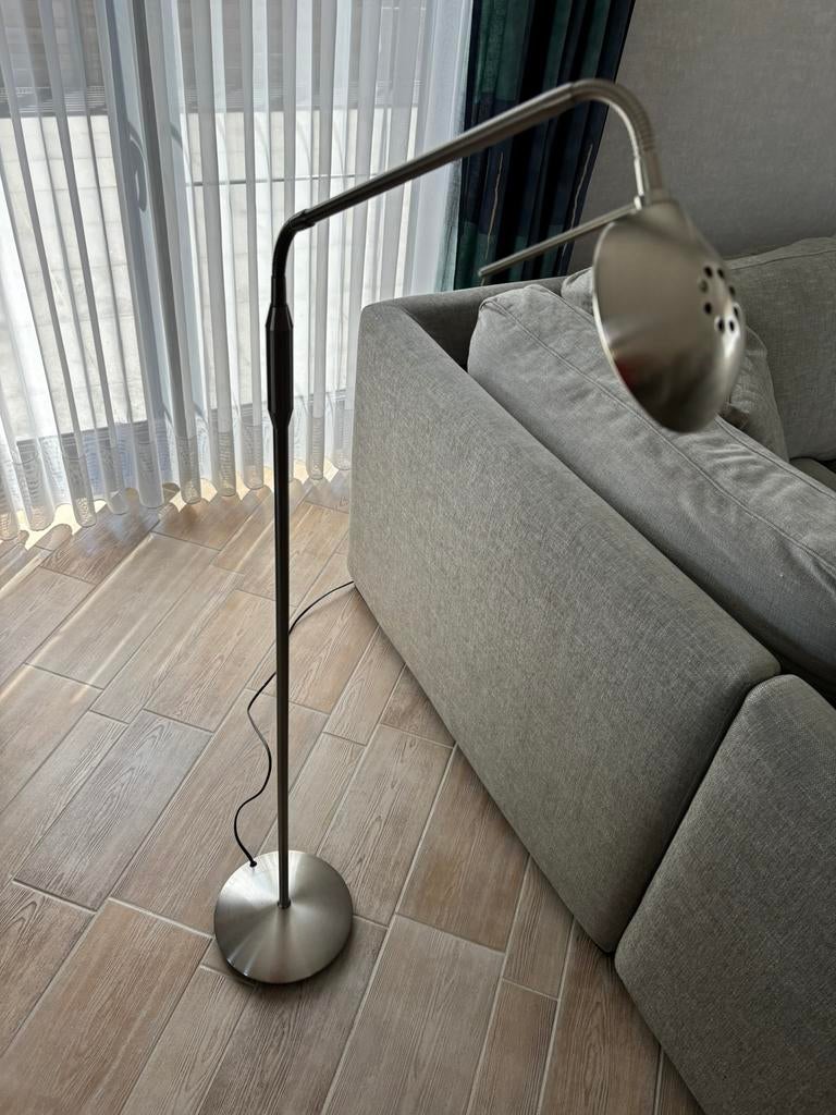 Mat Chrome leeslamp. Buigbaar aan arm, Enlèvement, Comme neuf