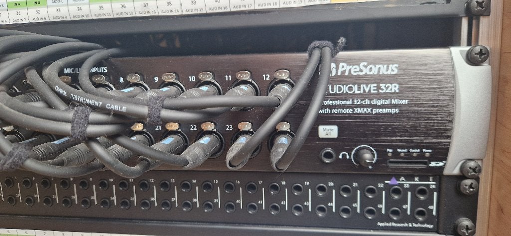 Presonus Studiolive 32R III - nieuwstaat, Ophalen, Zo goed als nieuw, 20 kanalen of meer, Microfooningang