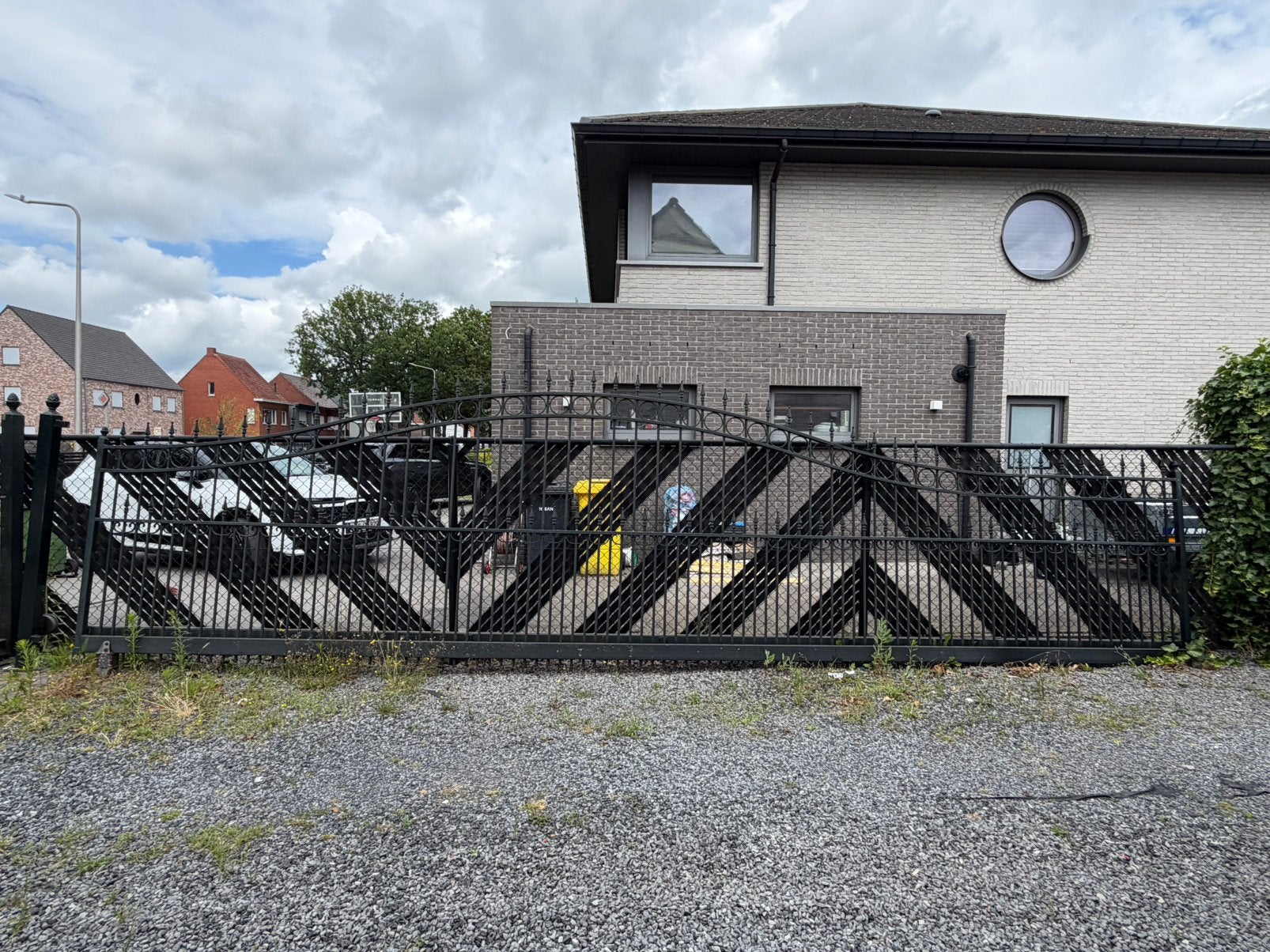 Vrijdragende schuifpoort met sierhekwerk 7,32m X 1,46/1,98m, Tuin en Terras, Ophalen, Gebruikt, Staal, Schuifpoort