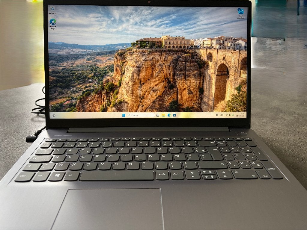 lenovo ideapad 15ALC6 laptop, Informatique & Logiciels, Ordinateurs portables Windows, AMD Ryzen 5 5500U, 512 GB, Utilisé, SSD