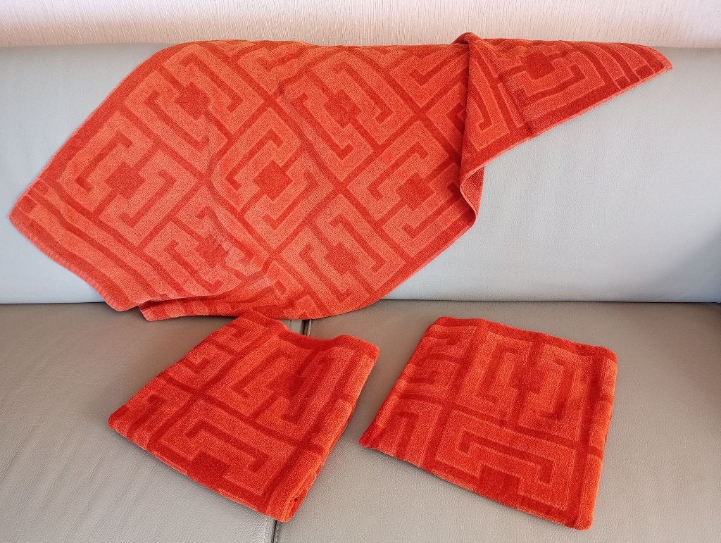 Handdoek 120 x 64 - 16€/st, Ophalen, Overige merken, Handdoek, Nieuw