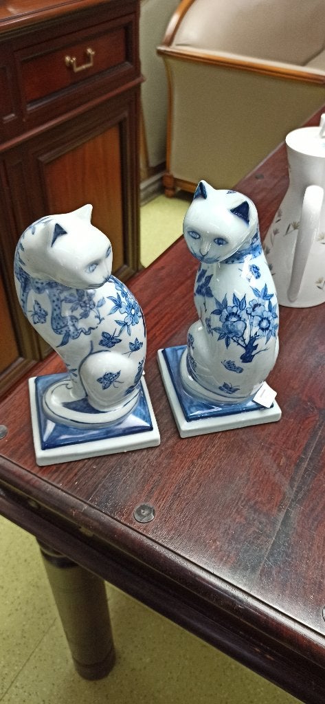 Statuettes de chats en céramique décorative bleu et blanc, Enlèvement ou Envoi