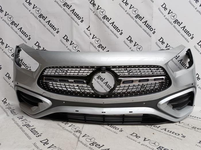 Voorbumper van een Mercedes GLA, Gebruikt, -, Ophalen of Verzenden, Bumper