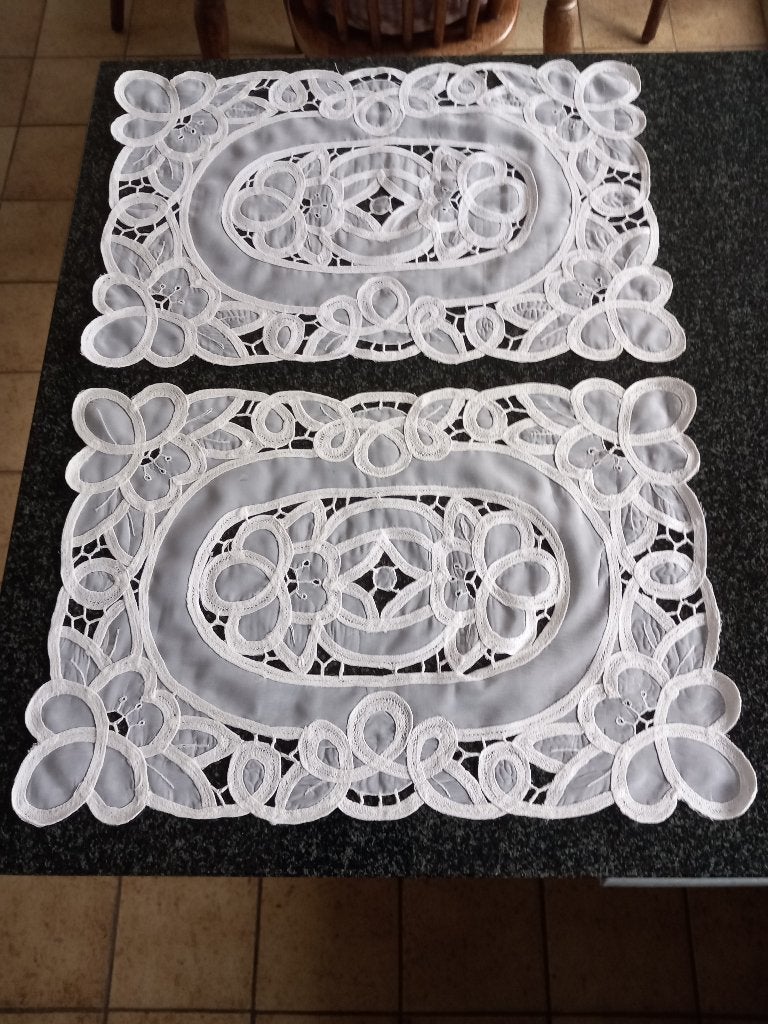 10 Mooie Sierdoekjes ( onderleggers ), Hobby en Vrije tijd, Ophalen, Nieuw, Versiering