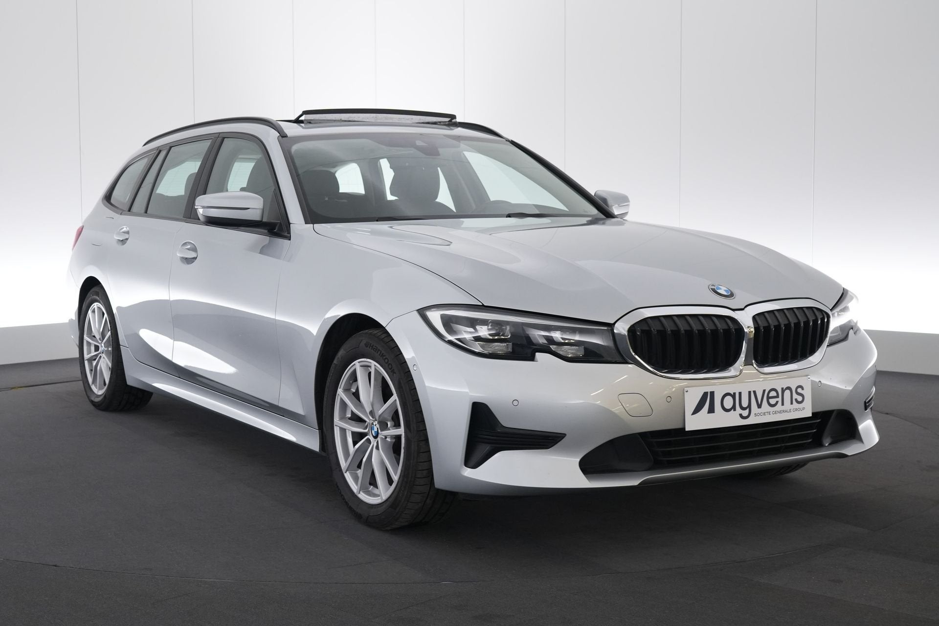 (2AJD518) BMW 3 SERIES TOURING, Leder en Stof, Bedrijf, 5 deurs, https://public.car-pass.be/vhr/9ab92e32-1df1-4559-b87b-4c181e0e7561