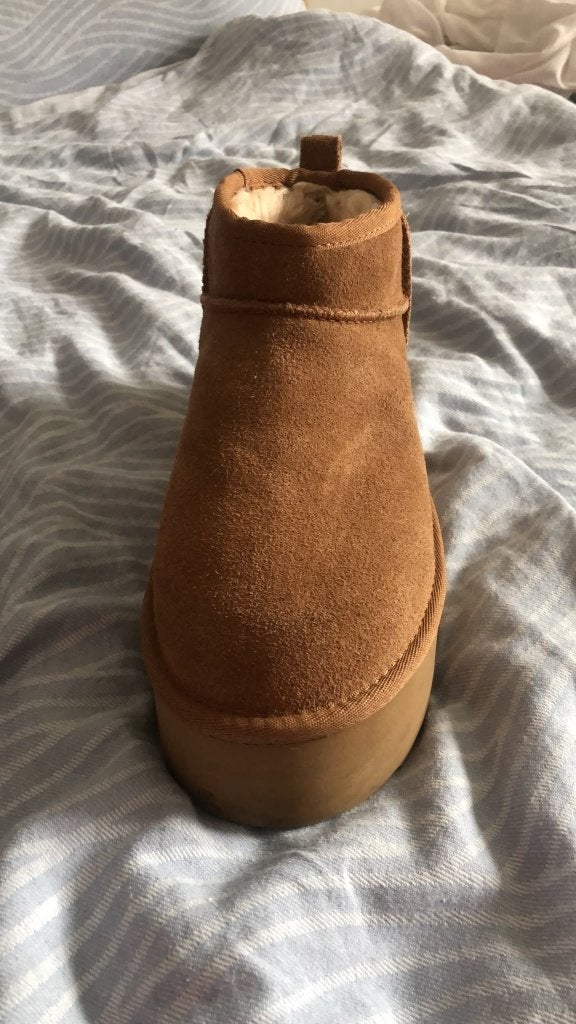 UGG W classic ultra mini platform, size 38, brown, Ophalen, Bruin, Lage of Enkellaarzen, Zo goed als nieuw