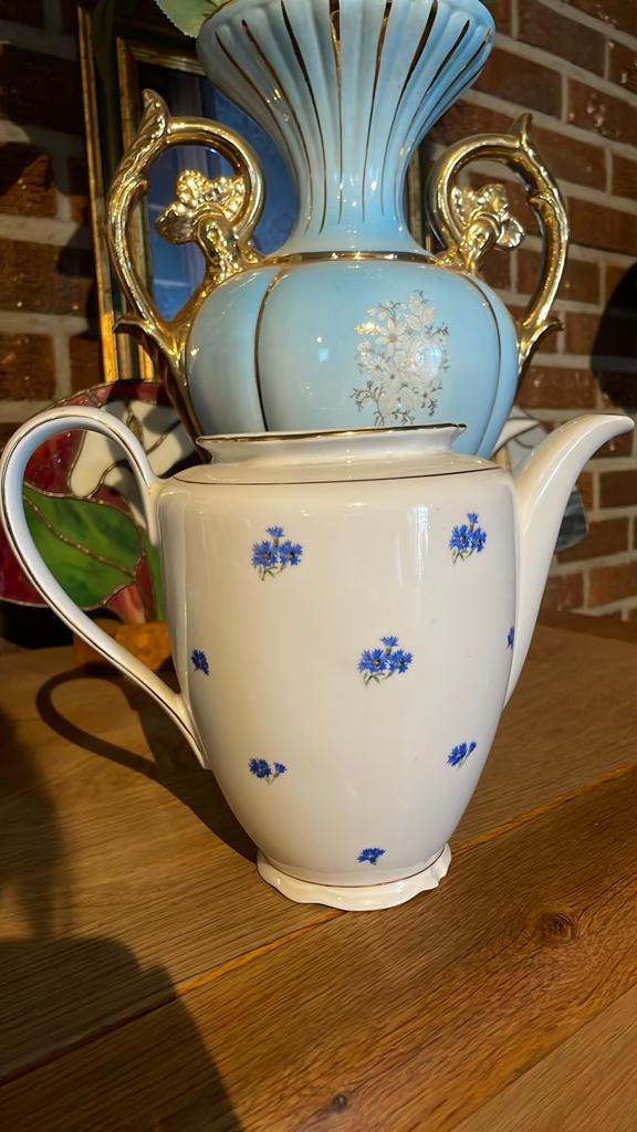 Theepot met bloemenprint (deksel ontbreekt), Enlèvement ou Envoi
