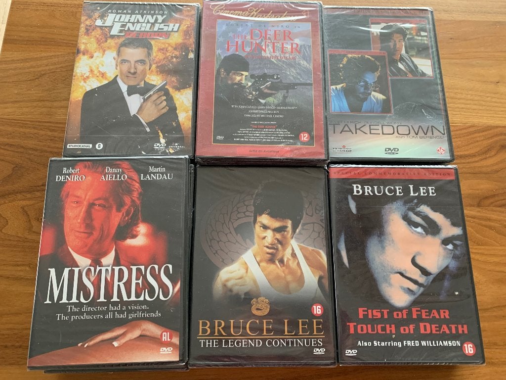 In gesloten verpakking 19 nieuwe DVD films,, Ophalen of Verzenden, Nieuw in verpakking