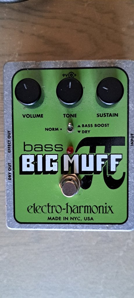 Bass Big Muff Electro-harmonix, Muziek en Instrumenten, Ophalen of Verzenden, Gebruikt, Distortion, Overdrive of Fuzz