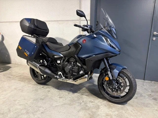 Honda NT1100 DCT met urban pack en comfort zadels (bj 2024), Motoren, Motoren | Honda, Bedrijf, Toermotor, meer dan 35 kW