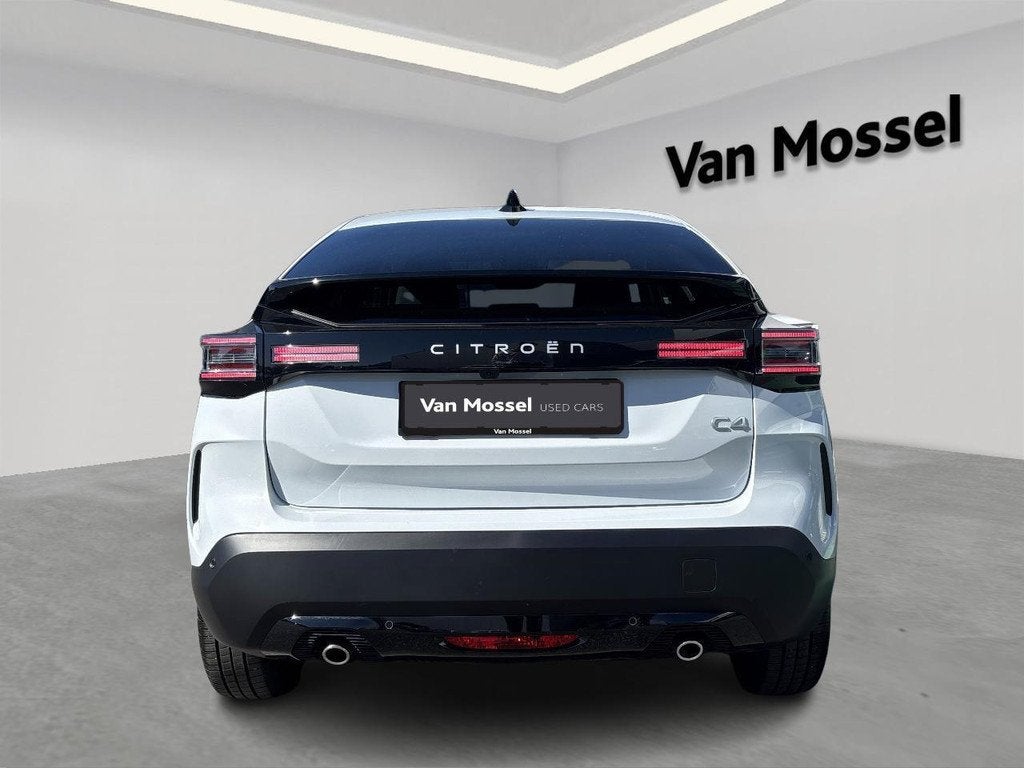 Citroën C4 Hybrid 145 ch Automatic MAX (automatique), 100 kW, https://public.car-pass.be/vhr/63dcff82-f819-4e7b-9f89-97d026509bd5