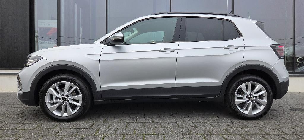 VW T-Cross 1.0 TSI 115 DSG Matrix 17Z IQ.Drive **NIEUW**, Auto's, Euro 6, Bedrijf, 5 zetels, Zilver of Grijs