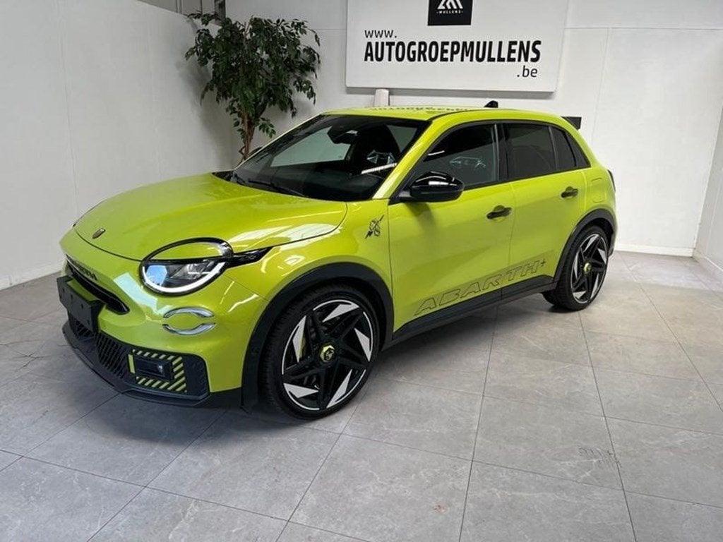 Abarth 600e Scorpionissima + Pack Scorpion Design + Tech +, Autos, Abarth, Entreprise, ABS, Régulateur de distance, Airbags, Verrouillage central