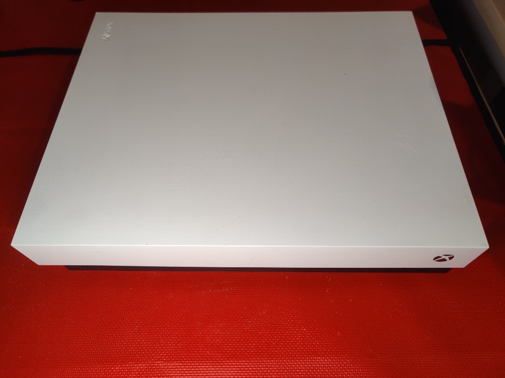 Xbox One X 1 To blanche 4K + 2 manettes officielles, Consoles de jeu & Jeux vidéo, Enlèvement, Utilisé, 1 TB, Avec 2 manettes