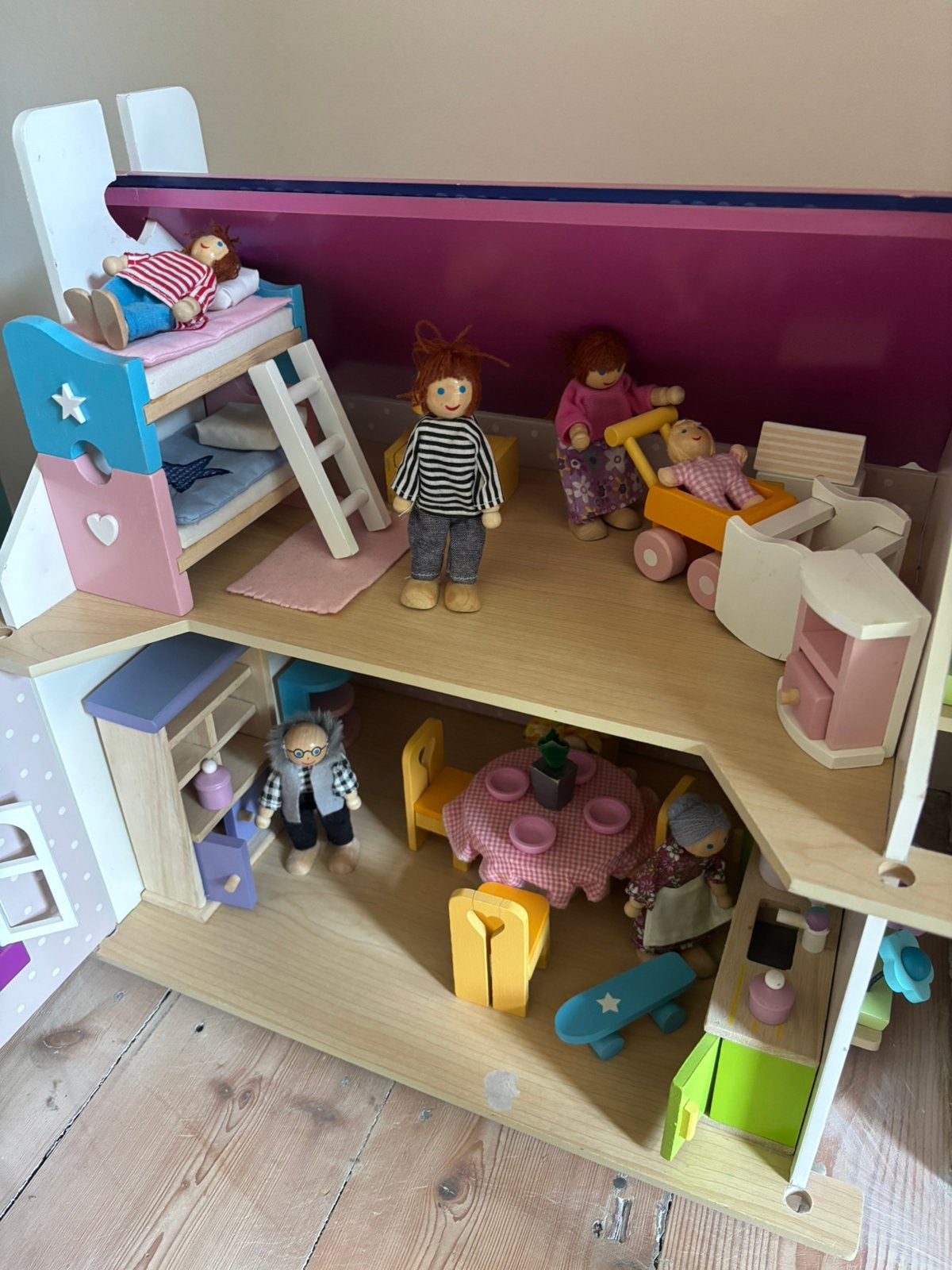 Poppenhuis Le toy Van, Ophalen of Verzenden, Zo goed als nieuw, Poppenhuis