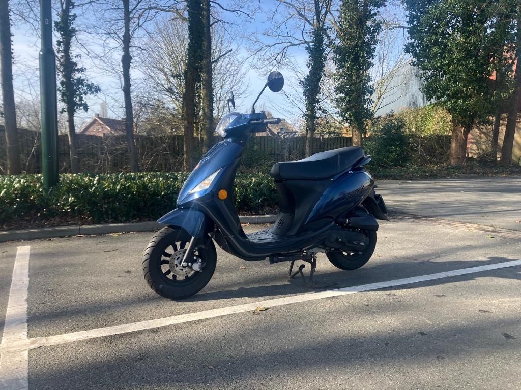 La souris city met maar 850 km !!, Vélos & Vélomoteurs, Scooters | Piaggio, Neuf, Autres modèles, Classe B (45 km/h), Enlèvement
