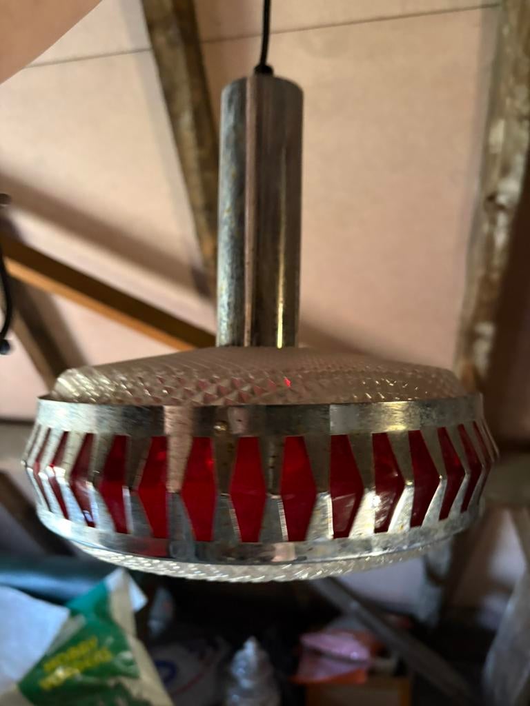Vintage ufo lamp, Enlèvement