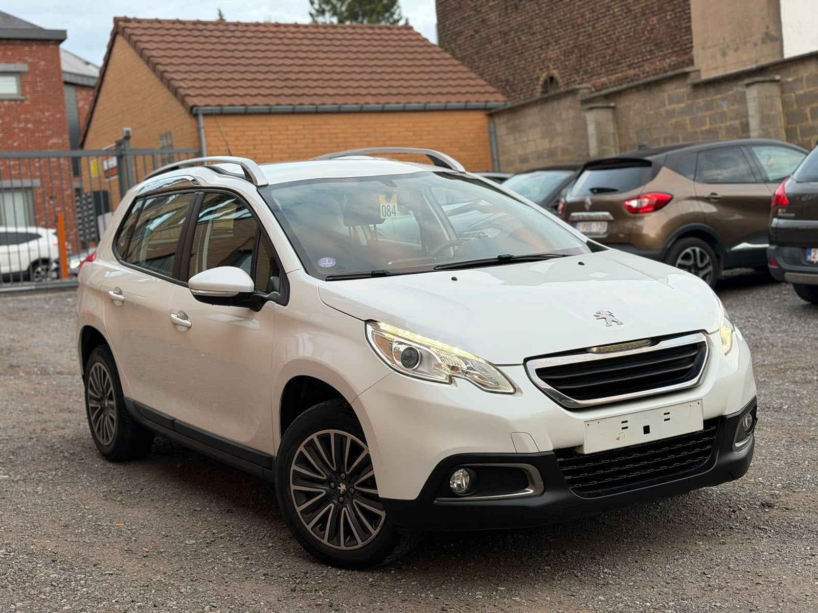 Peugeot 2008 1.2i 2016 130.000km pret a immatriculer, Auto's, Euro 6, Bedrijf, 1200 cc, Te koop