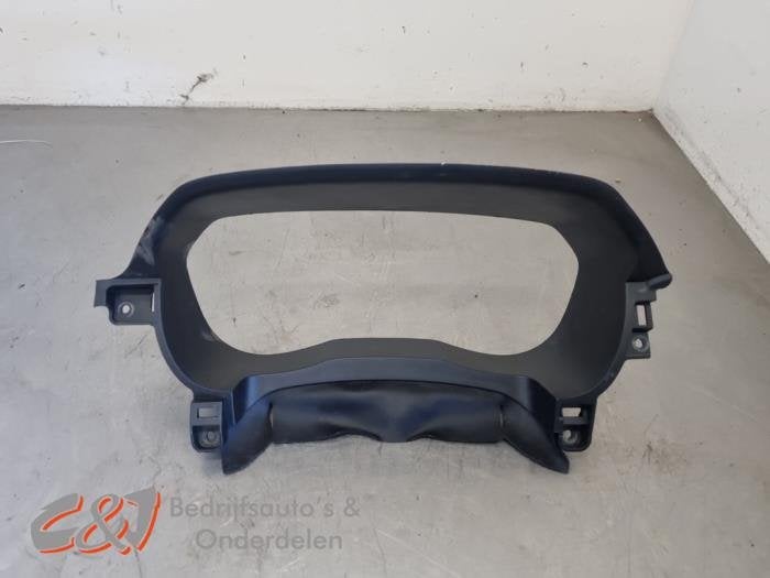 Kilometerteller sierlijst van een Ford Ranger, Gebruikt, -, -, Ophalen of Verzenden