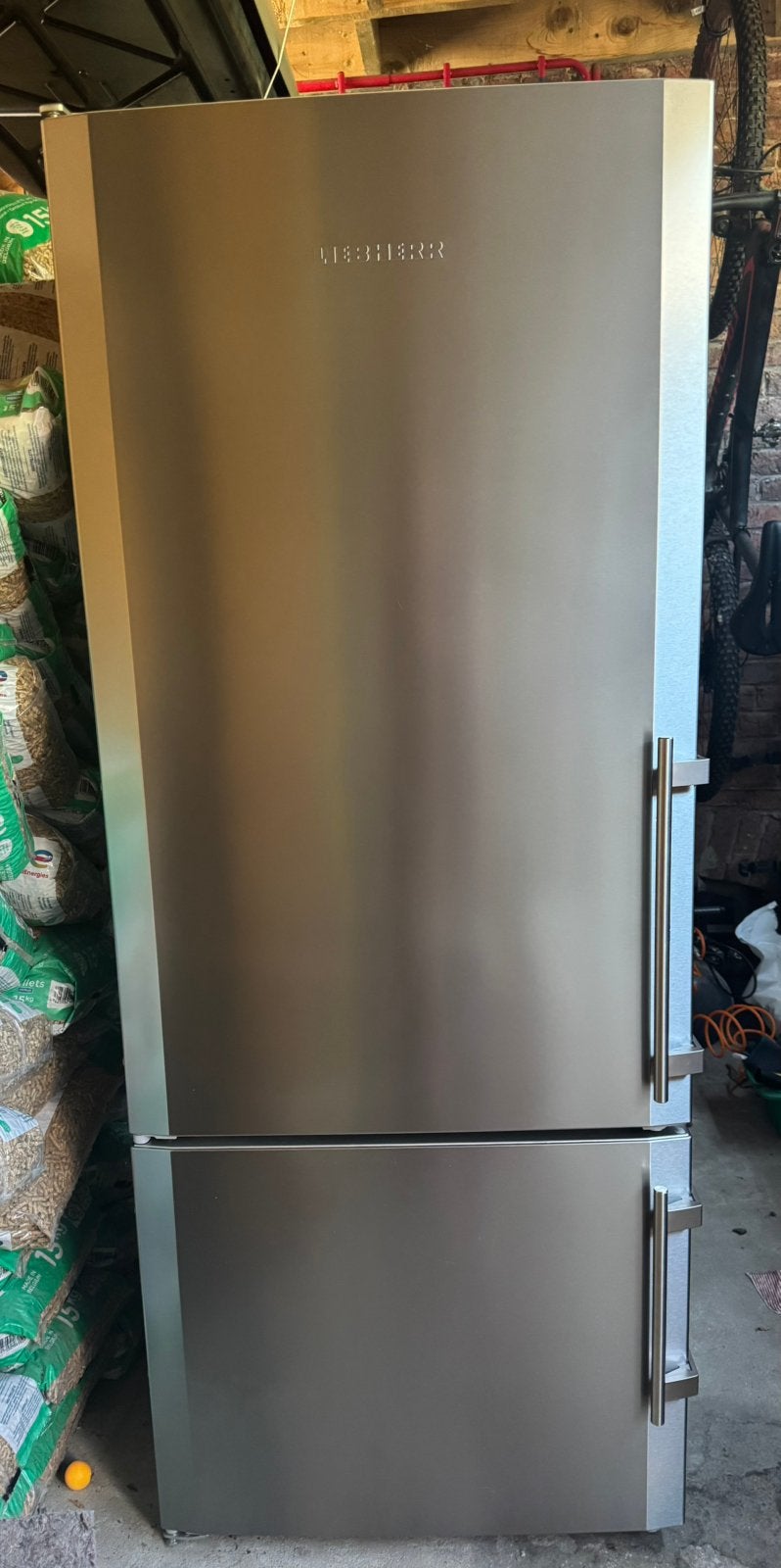 LIEBHERR frigo/congélateur combiné inox 185 x75, Electroménager, Classe énergétique A ou plus économe, 160 cm ou plus, Comme neuf