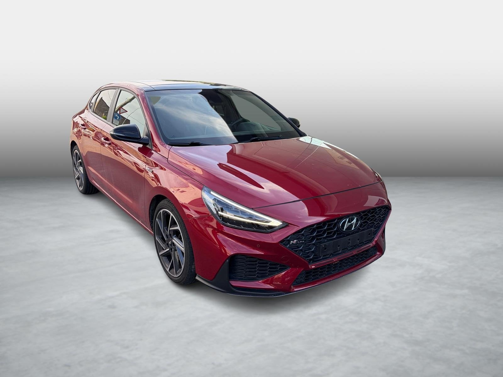 Hyundai i30 Fastback 1.5 T-GDi 118kW Sky N-Line DCT, Auto's, Hyundai, Stof, Gebruikt, 1302 kg, 4 cilinders